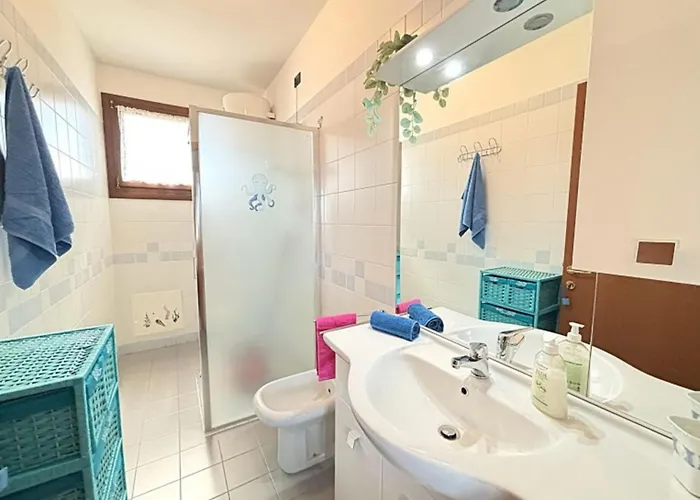 With Pool View-beahost *